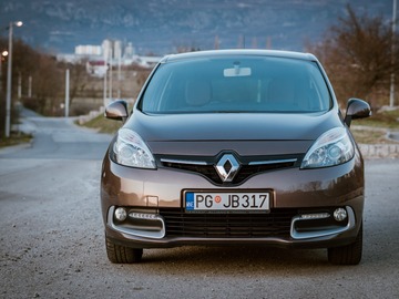 Auto: Renault Scenic