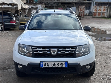 Cars: Dacia Duster