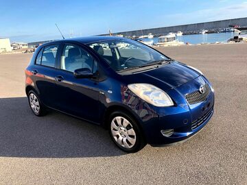 Auto: TOYOTA Yaris