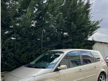 Auto: RENAULT MEGANE SCENIC