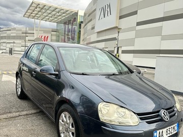 Cars: GOLF V AUTOMATIC (FREE WI-FI)