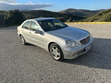 Cars: Mercedez Benz c 220 Avantgard