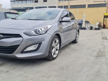 Cars: Hyndai I30 1.6 Diesel 2012 Automatic 