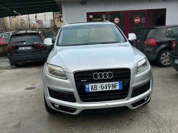 Makina:   audi q7