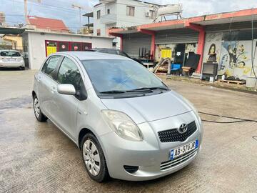 Makina: TOYOTA YARIS