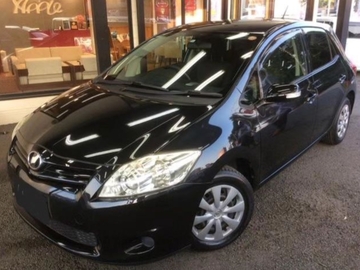 Cars: Toyota Auris 2011
