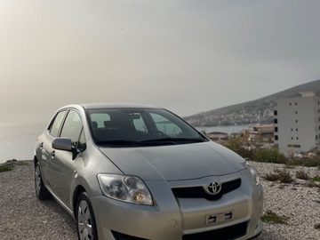 Makina: Toyota Auris