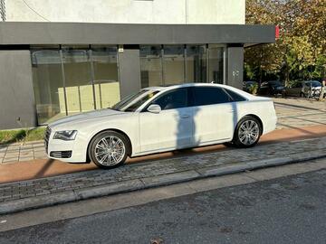 Auto: Audi A8