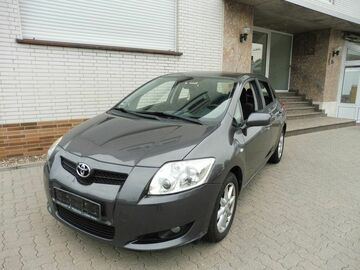 Cars: Auris Manual 4