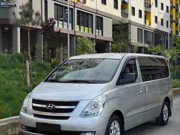 Cars: Hyundai Starex
