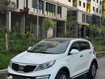 Cars: Kia Sportage