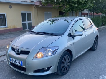 Makina: Toyota Auris 329
