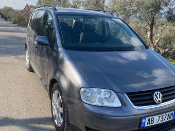 Cars: VW TOURAN AUTOMATIC 7 SEATS COMFORT FOR FAMILY & FREINDS