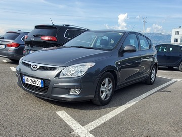 Makina: HYNDAI i30 
