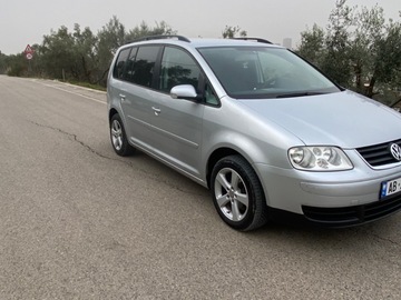 Cars: VW TOURAN MANUAL 7 SEATS COMFORT FOR FAMILY &FREINDS