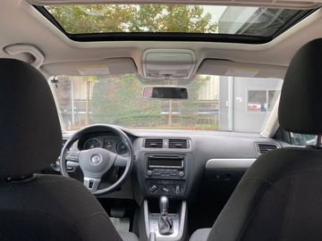 Cars: Volkswagen Jetta