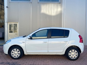 Cars: Dacia Sandero