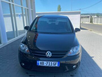 Cars: Volkswagen Golf 5+