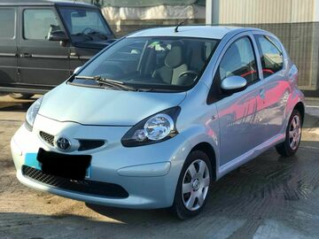 Auto: TOYOTA AYGO