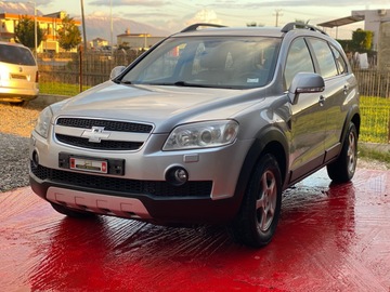 Makina: Chevrolet Captiva