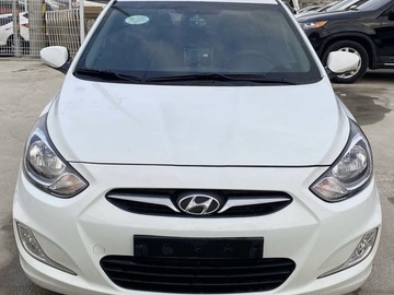 Auto: Hyundai Accent 