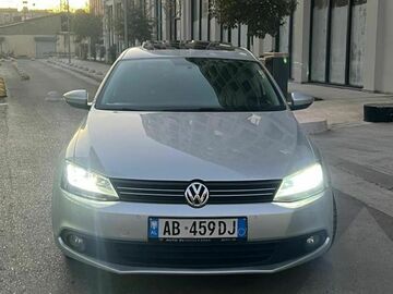 Makina: VW Jetta 1.4 petrol-gas