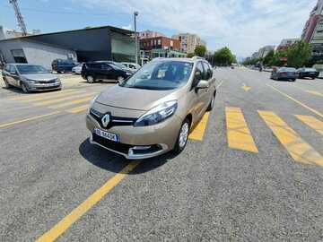 Makina: Renault Megan Scenic