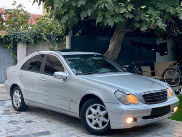 Cars: Mercedes w203 220 Nafte