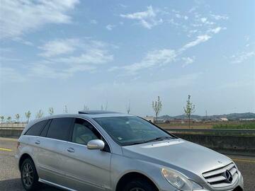 Cars: MERCEDEZ BENZ R CLASS 6 SEATS