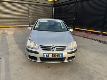 Cars: Volkswagen Golf