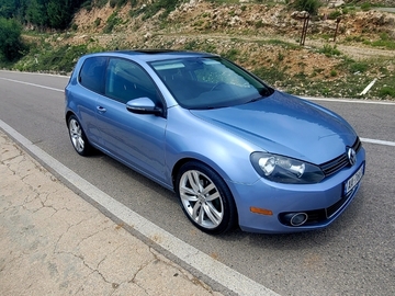 Auto: Golf 6 ( AA 766 YG )