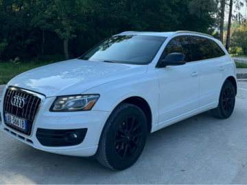 Cars: Audi Q5
