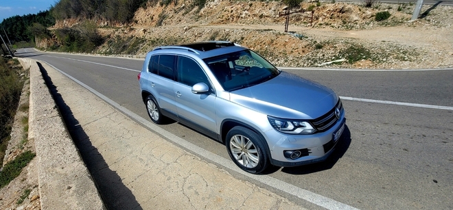 Tiguan (AB 233 NO)