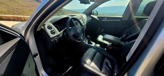 Tiguan (AB 233 NO)