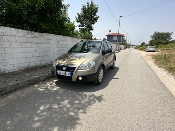 Cars: Fiat Sedici 4x4
