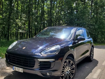 Cars: Porsche Cayenne
