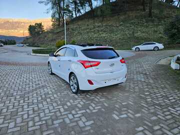 Cars: Hyundai I30