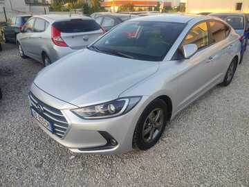 Cars: HYUNDAI ELANTRA