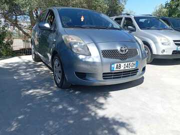 Auto: TOYOTA YARIS 2007