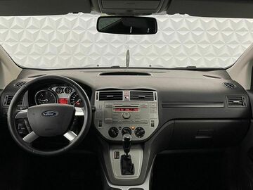 Makina: Ford KUGA
