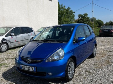 Cars: Honda Jazz