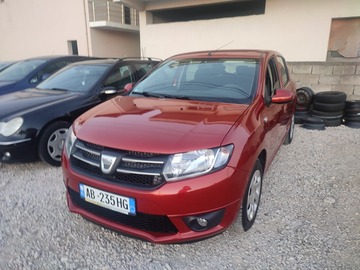 Cars: Dacia Sandero 