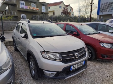 Makina: Dacia Sandero stepway 
