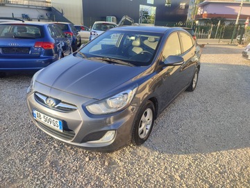 Makina: Hyundai Accent