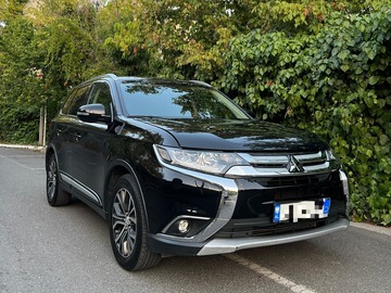 Cars: Mitsubishi Outlander 6+1 (7 seater) 