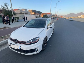 Cars: Wolkswagen Golf 6