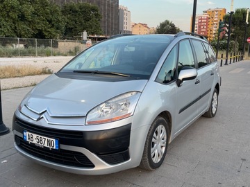 Cars: citroen c4 picasso
