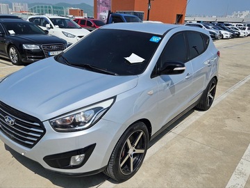 Cars: Hyundai tukson