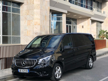 Cars: Mercedes V-Class 7 seater