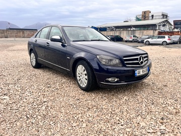 Makina: Mercedez Benz 